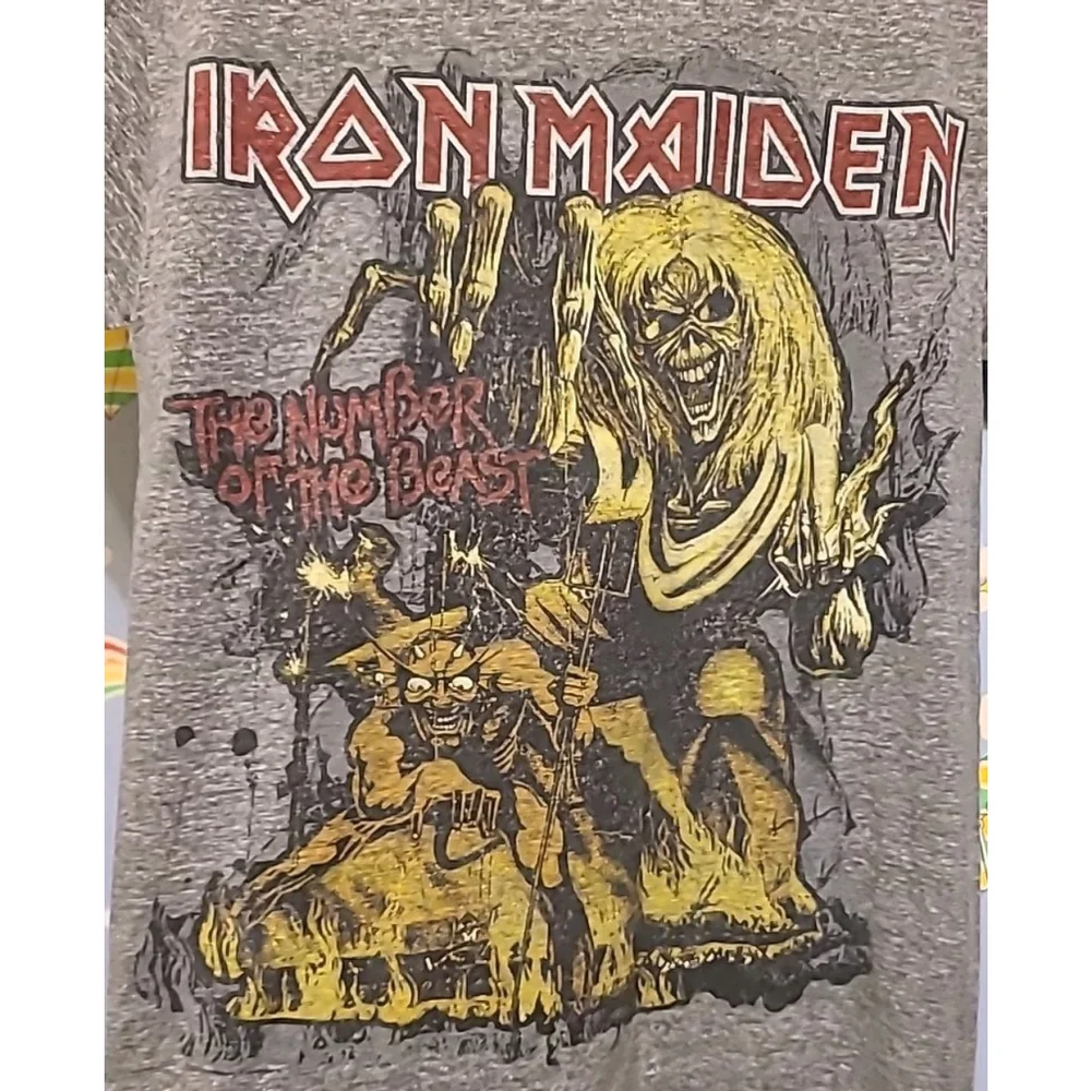 Iron Maiden The Number Of The Beast Album Cover Shirt Size Small USA Fabric - Picture 2 of 7